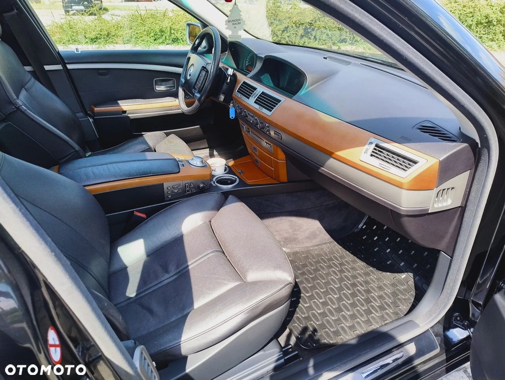 BMW Seria 7 740d - 14