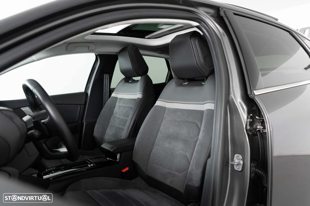 Citroën C4 1.2 PureTech Shine Pack EAT8 - 8