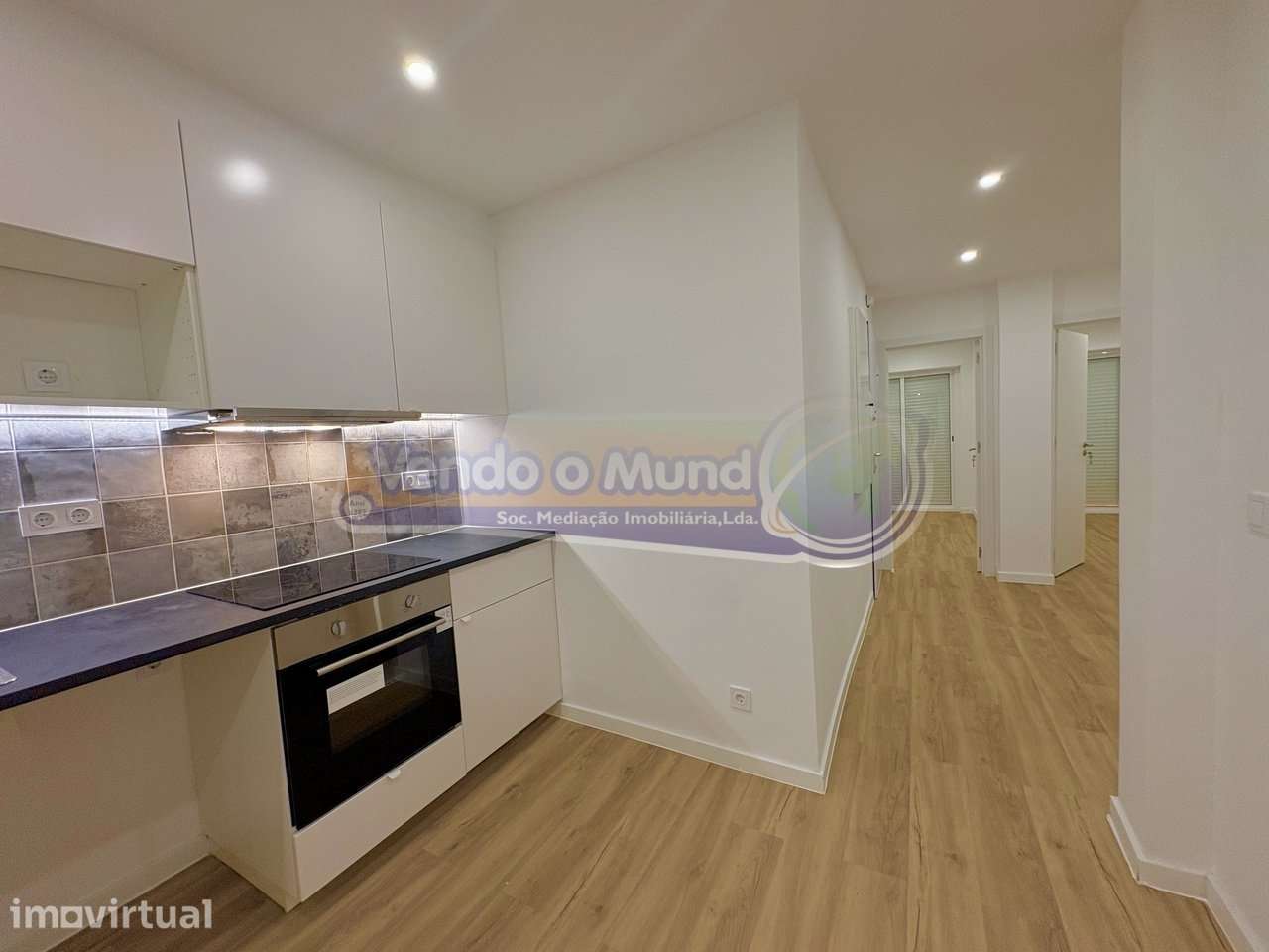 Apartamento T3 em Agualva-Cacém (LXAGC010) - Grande imagem: 3/32