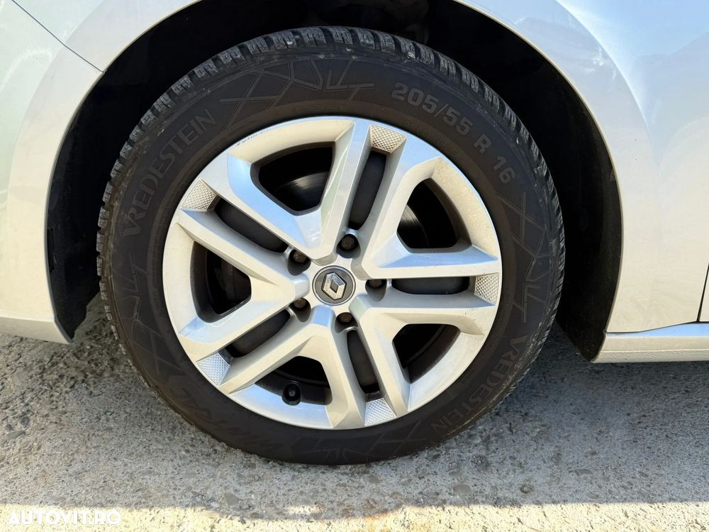 Renault Megane ENERGY dCi 110 EDC LIMITED - 22