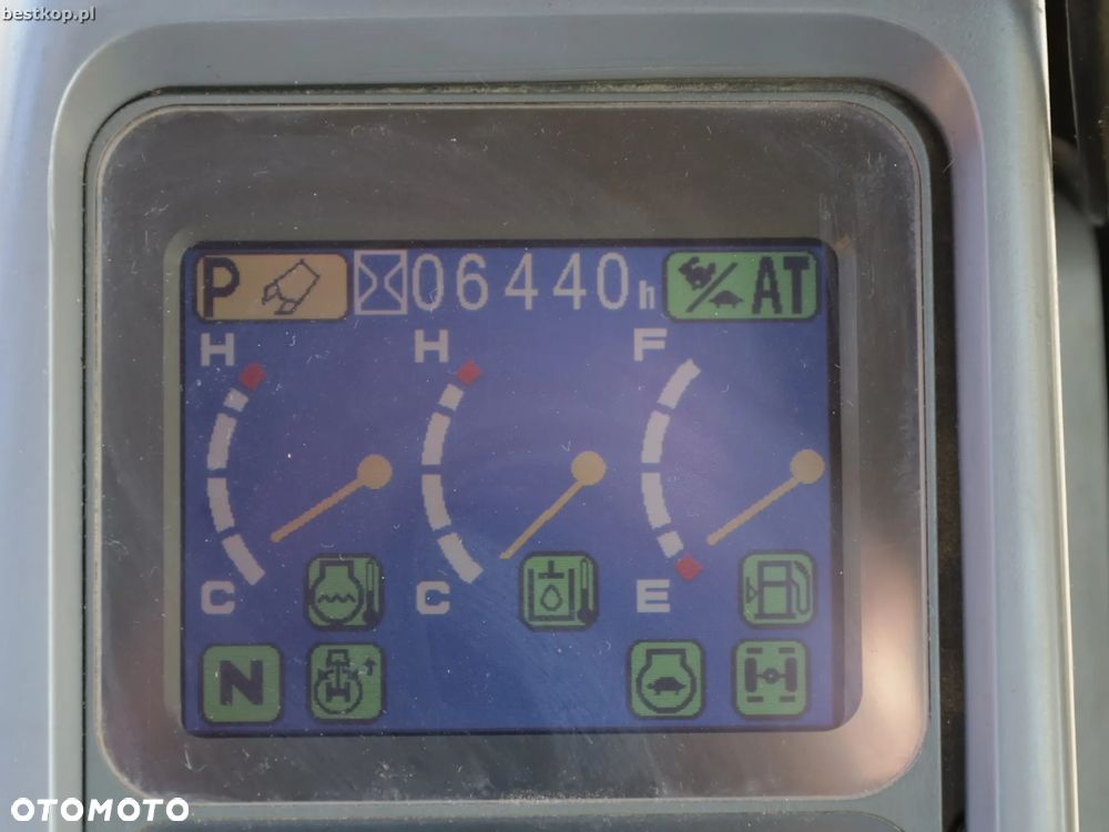 Komatsu PW140-7 - 30