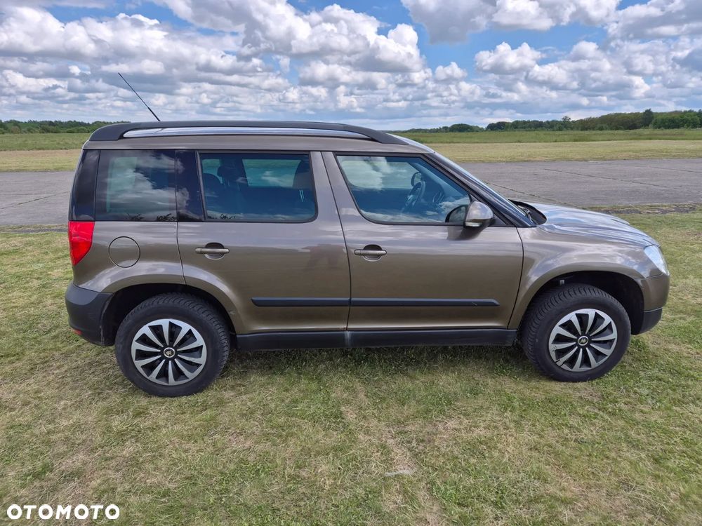 Skoda Yeti 2.0 TDI DPF Elegance Green tec - 6