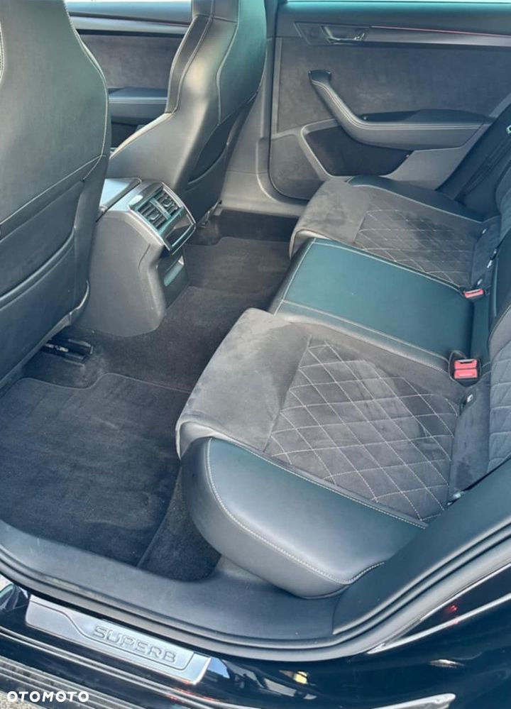 Skoda Superb 1.5 TSI Sportline DSG - 11