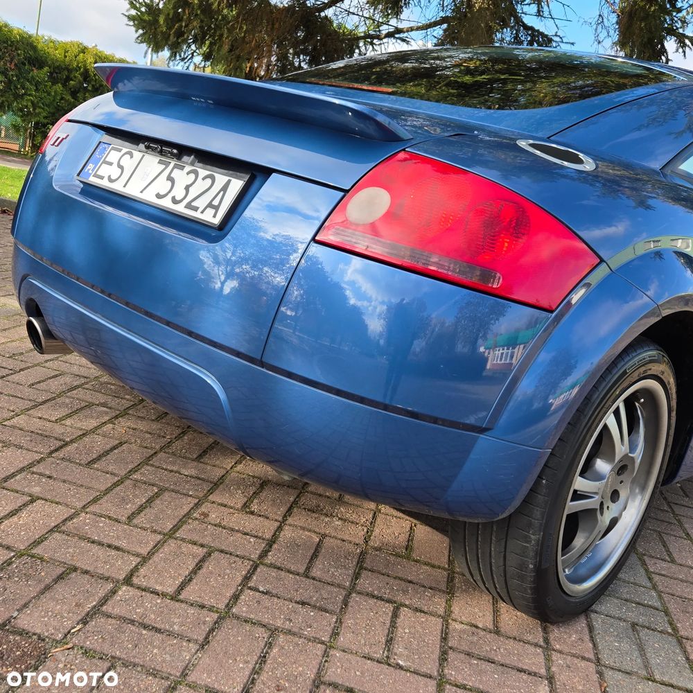 Audi TT Coupé - 16