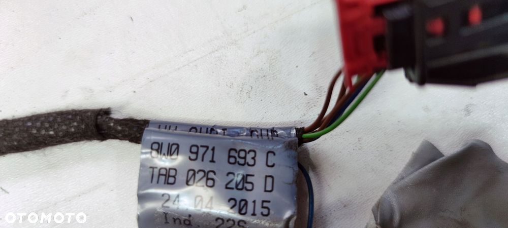 KALMKI WIĄZKI BOCZKÓW AUDI A4 B9 AMBIENTE KOMPLET - 12