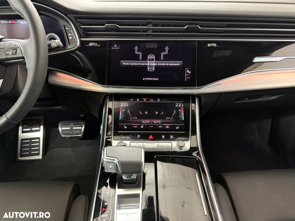 Audi Q8 SUV TFSI e quattro 290 kW tiptronic S line business - 26