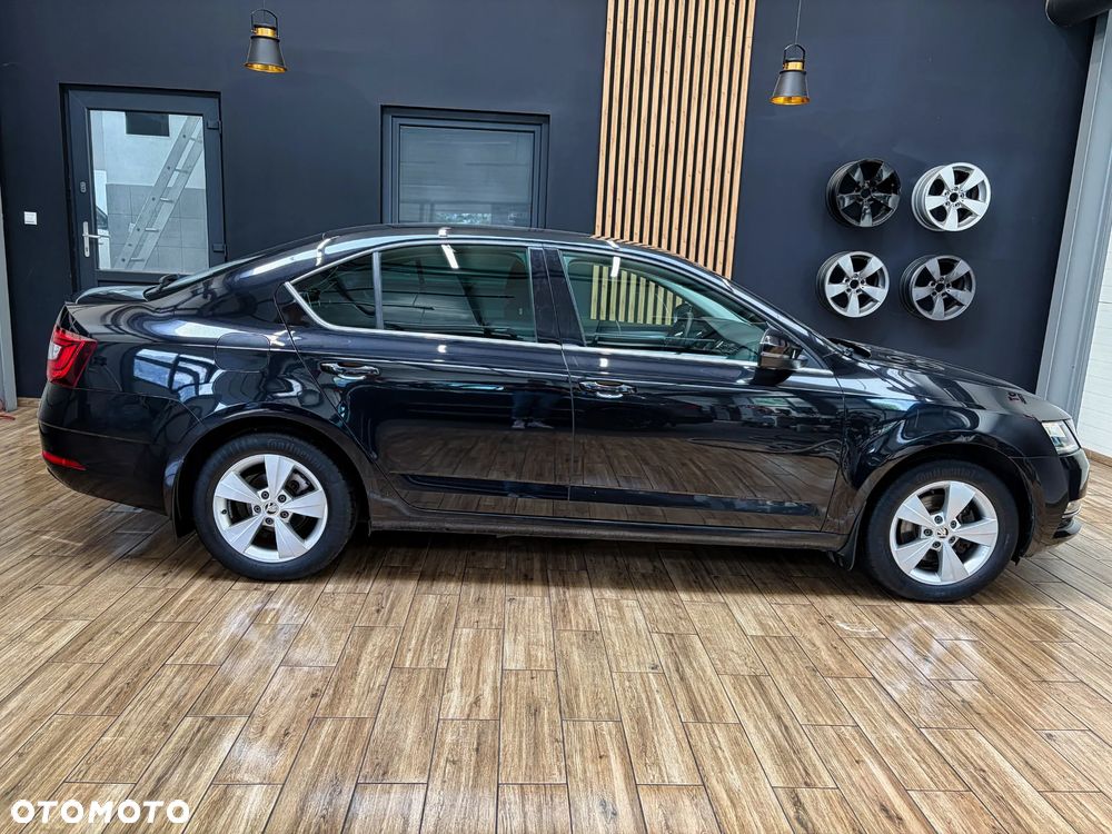 Skoda Octavia 1.5 TSI ACT Style DSG - 6
