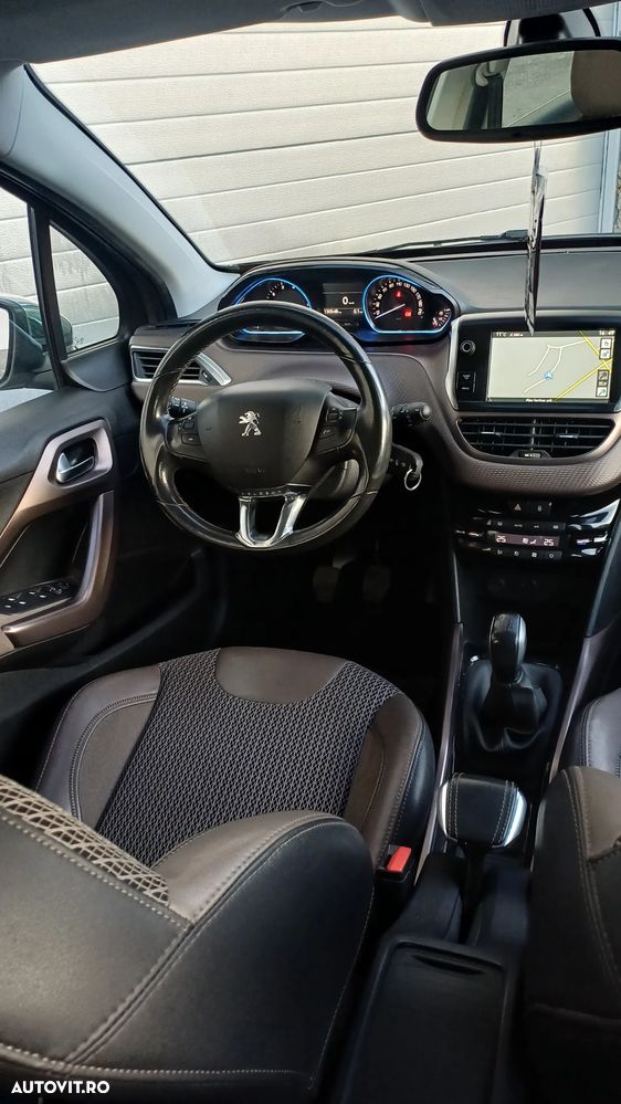 Peugeot 2008 1.6 VTi Allure - 5