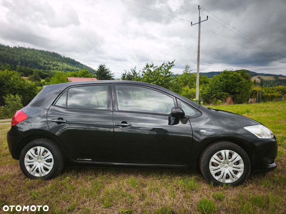 Toyota Auris 1.4 D-4D - 2