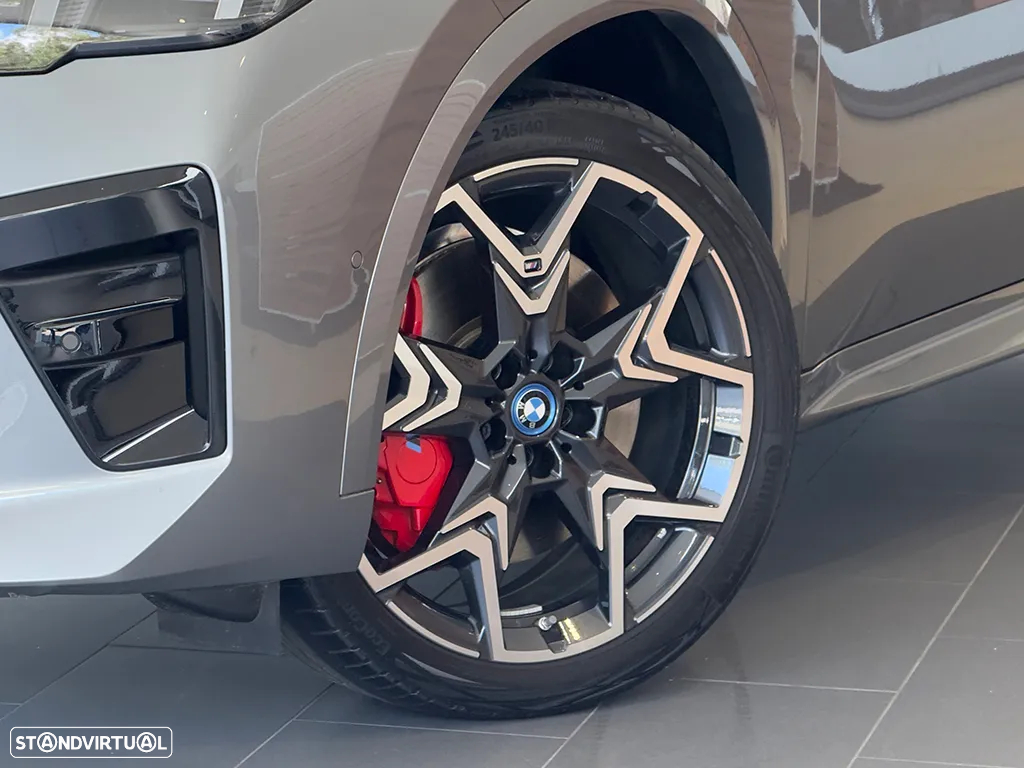 BMW iX2 xDrive30 Pack Desportivo M - 5