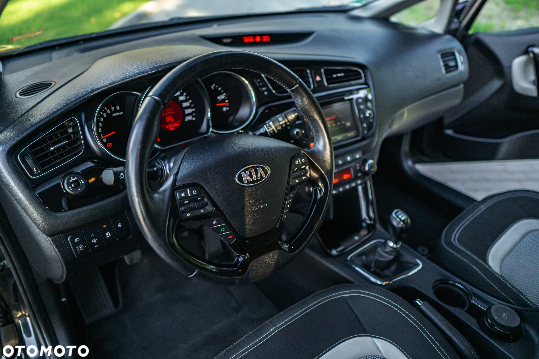 Kia Ceed 1.4 CVVT - 21