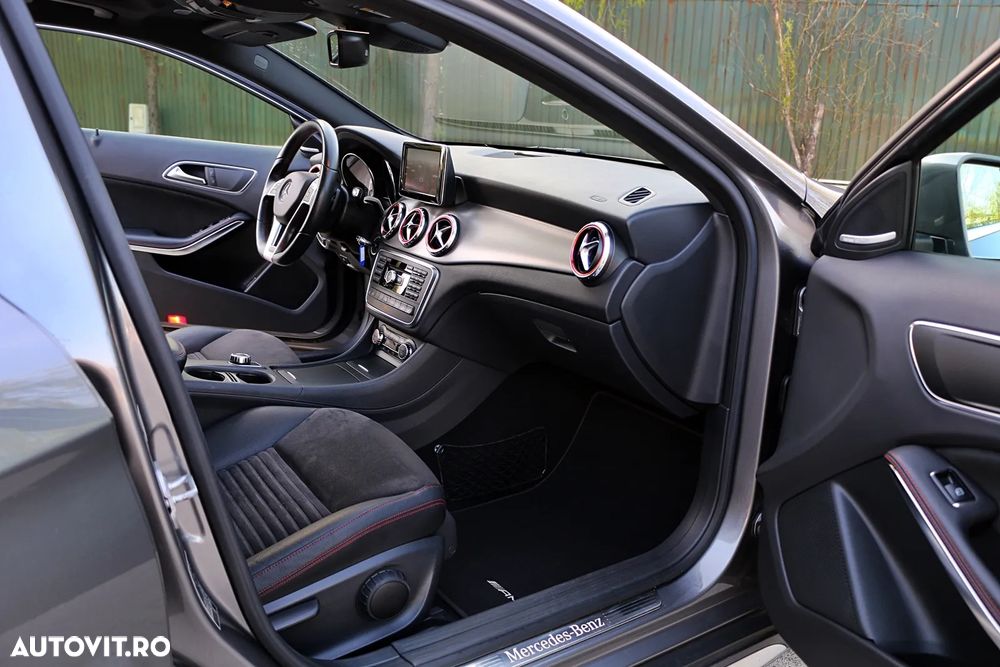 Mercedes-Benz GLA 220 CDI 4MATIC 7G-DCT AMG Line - 13