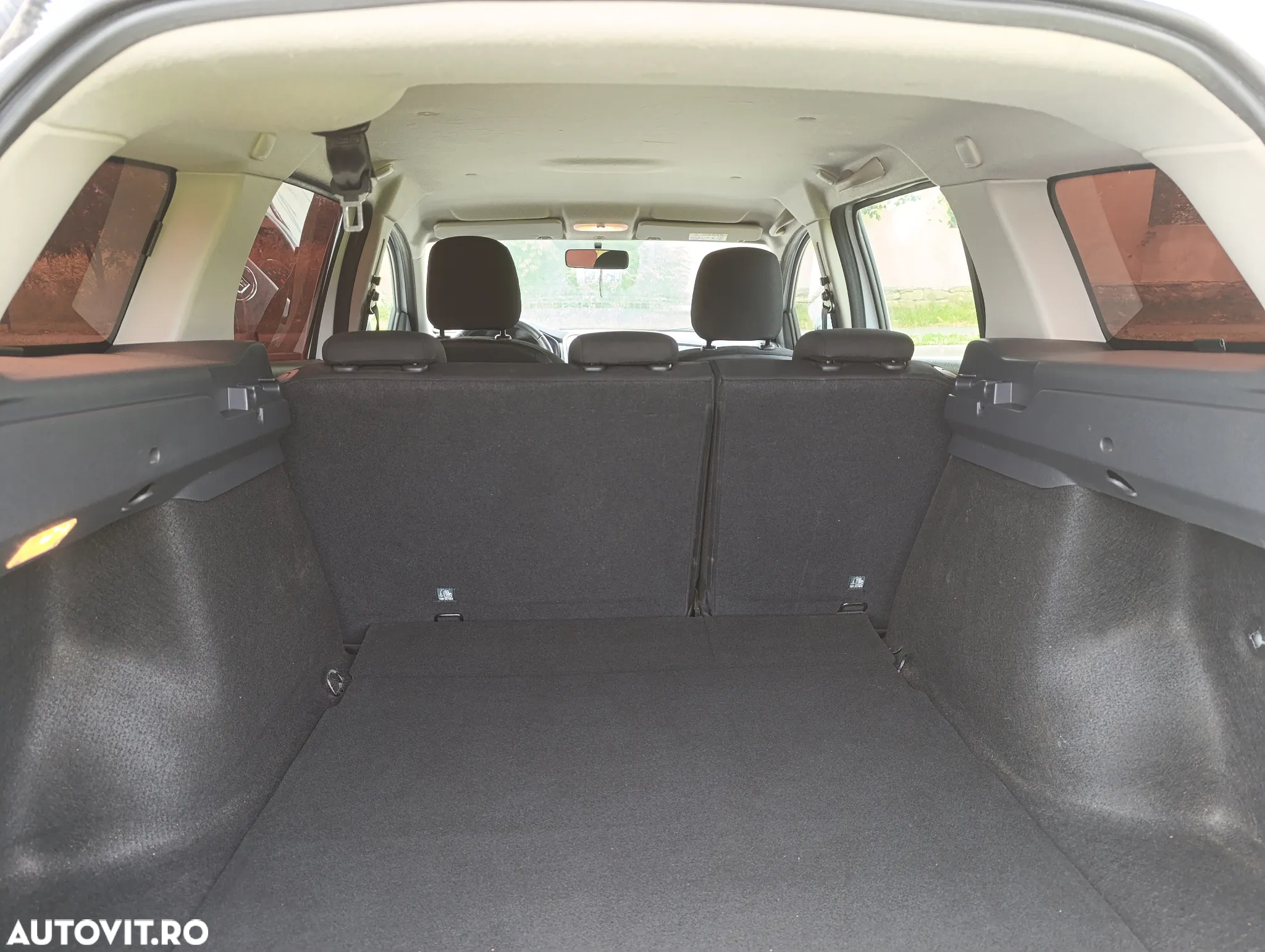 Dacia Logan MCV 0.9 TCe 90 CP Prestige - 11