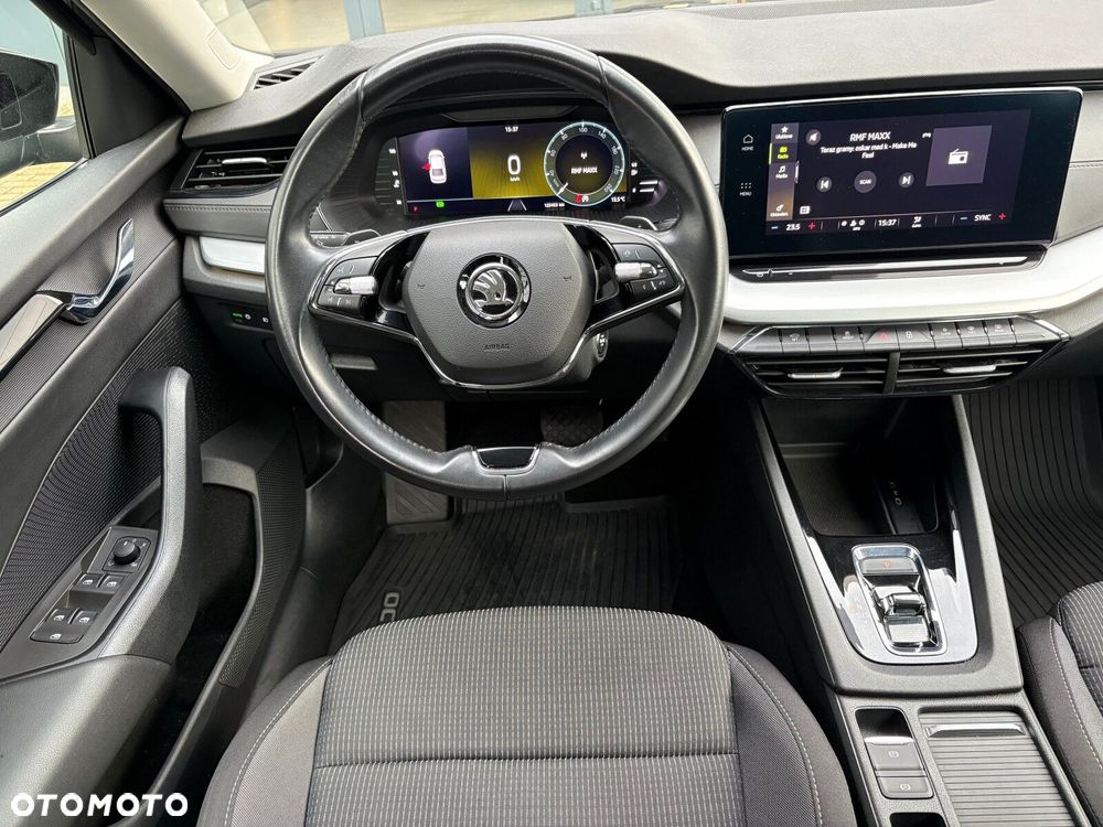 Skoda Octavia 2.0 TDI Ambition DSG - 10