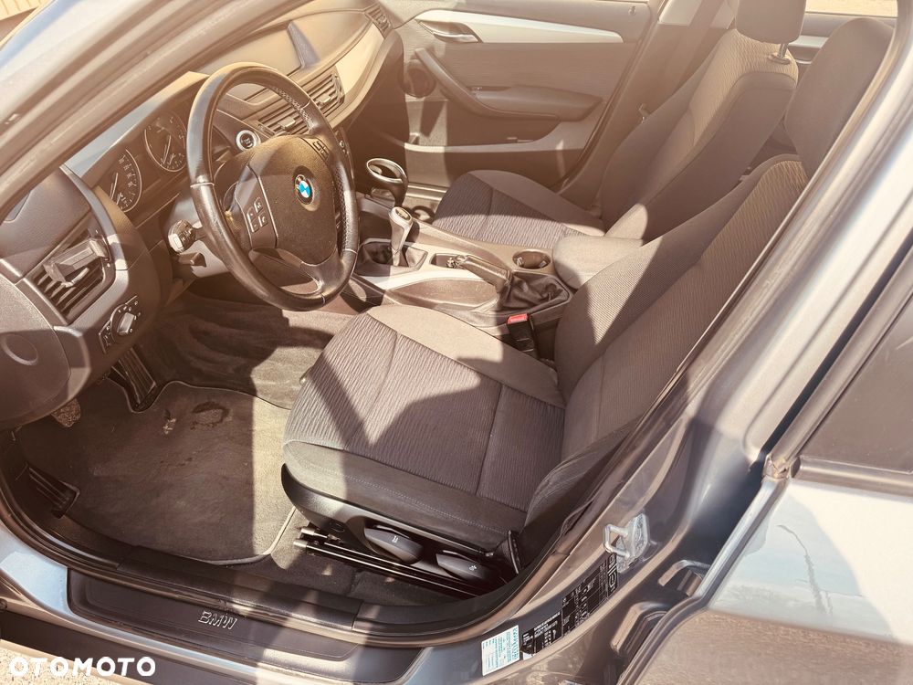 BMW X1 sDrive18d - 15