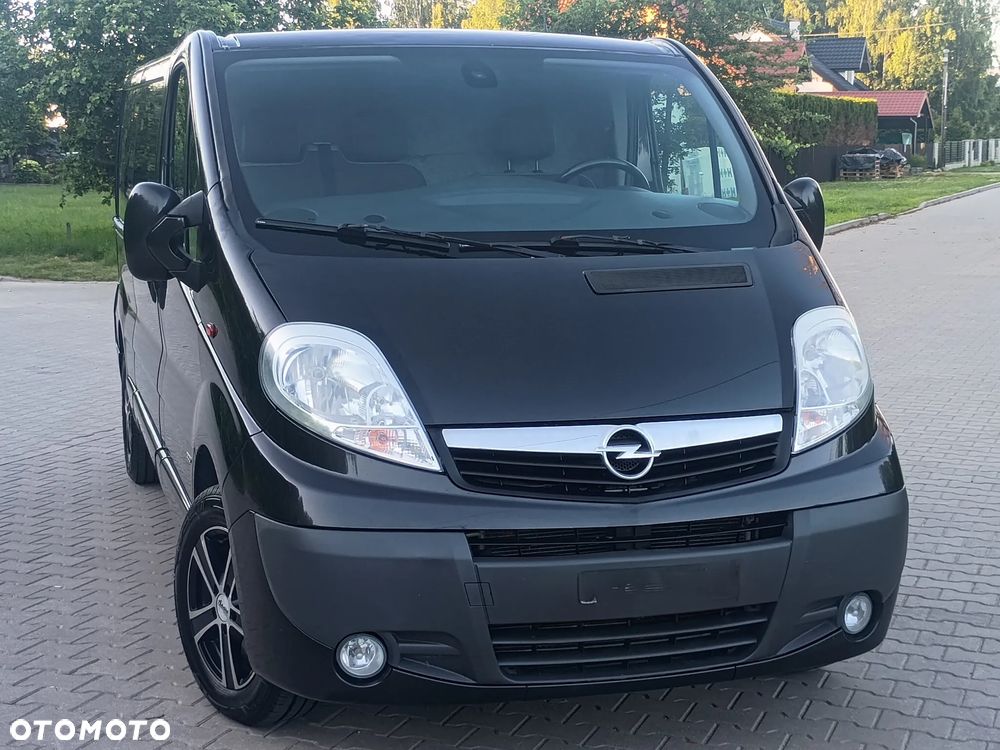 Opel Vivaro - 12