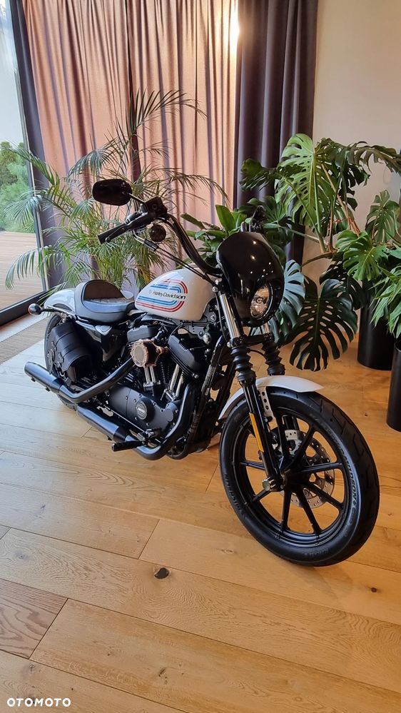 Harley-Davidson Sportster - 16