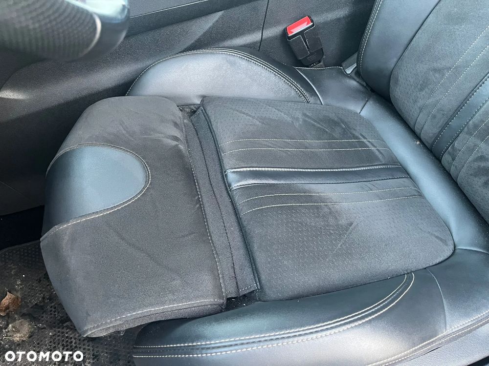 Peugeot 3008 1.6 PureTech GPF GT Line S&S EAT8 - 29