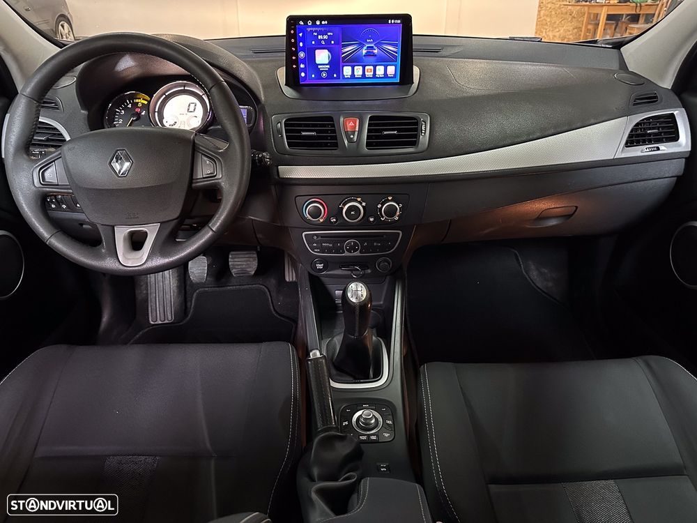 Renault Mégane Sport Tourer 1.5 dCi Dynamique - 2