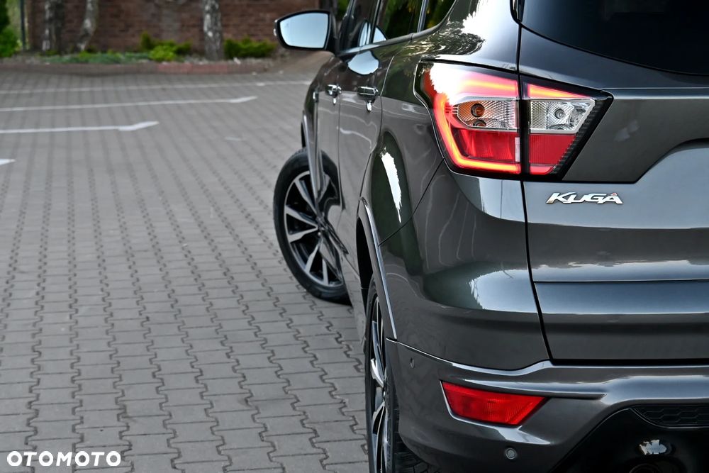 Ford Kuga 2.0 TDCi 4x4 ST-Line - 21