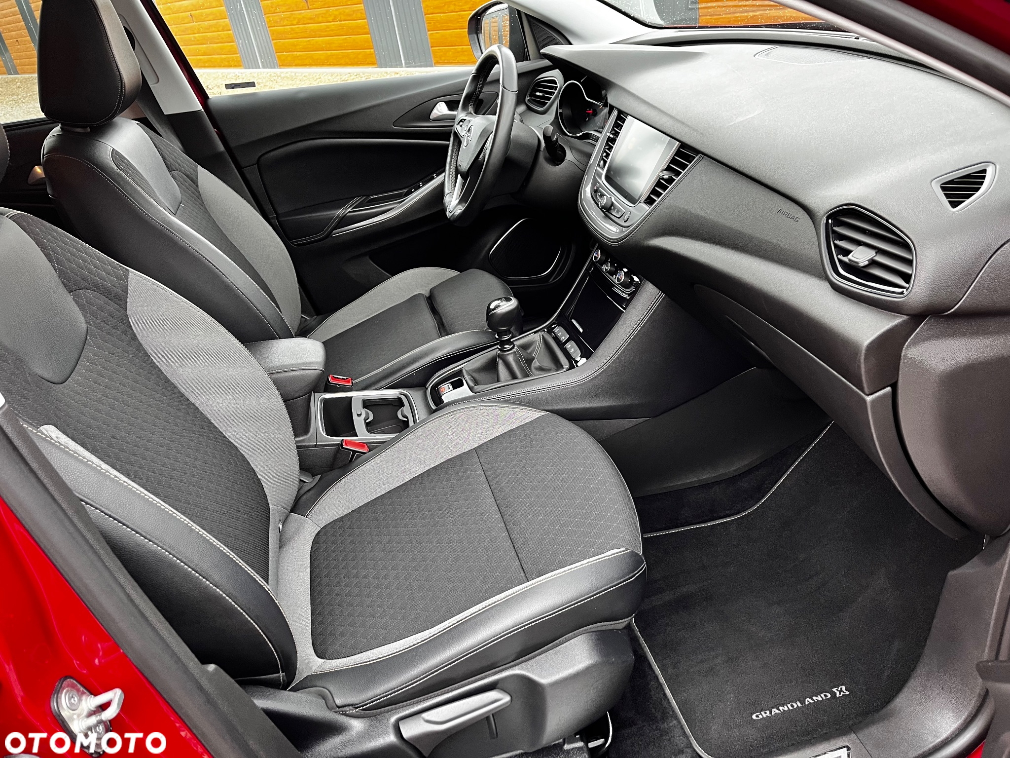 Opel Grandland X 1.2 T Innovation S&S - 33