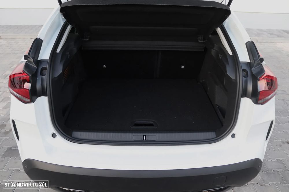 Citroën C4 1.2 PureTech Plus - 55
