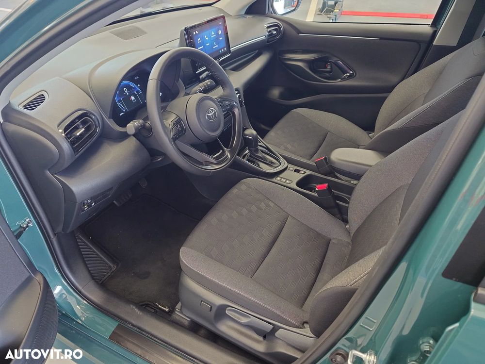Toyota Yaris 1.5 VVT-i HSD Dynamic Bi-tone - 15
