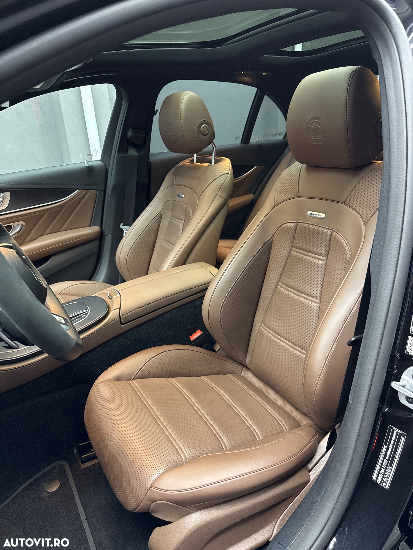 Mercedes-Benz E AMG 63 S 4MATIC - 12