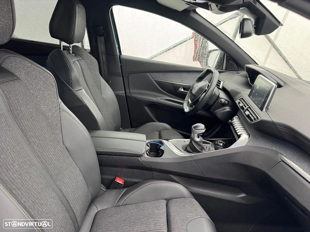 Peugeot 5008 1.5 BlueHDi GT Line - 33