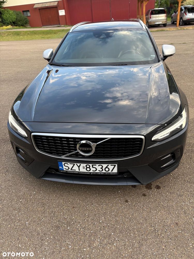 Volvo V90 - 1