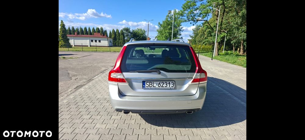 Volvo V70 D4 Geartronic Summum - 5