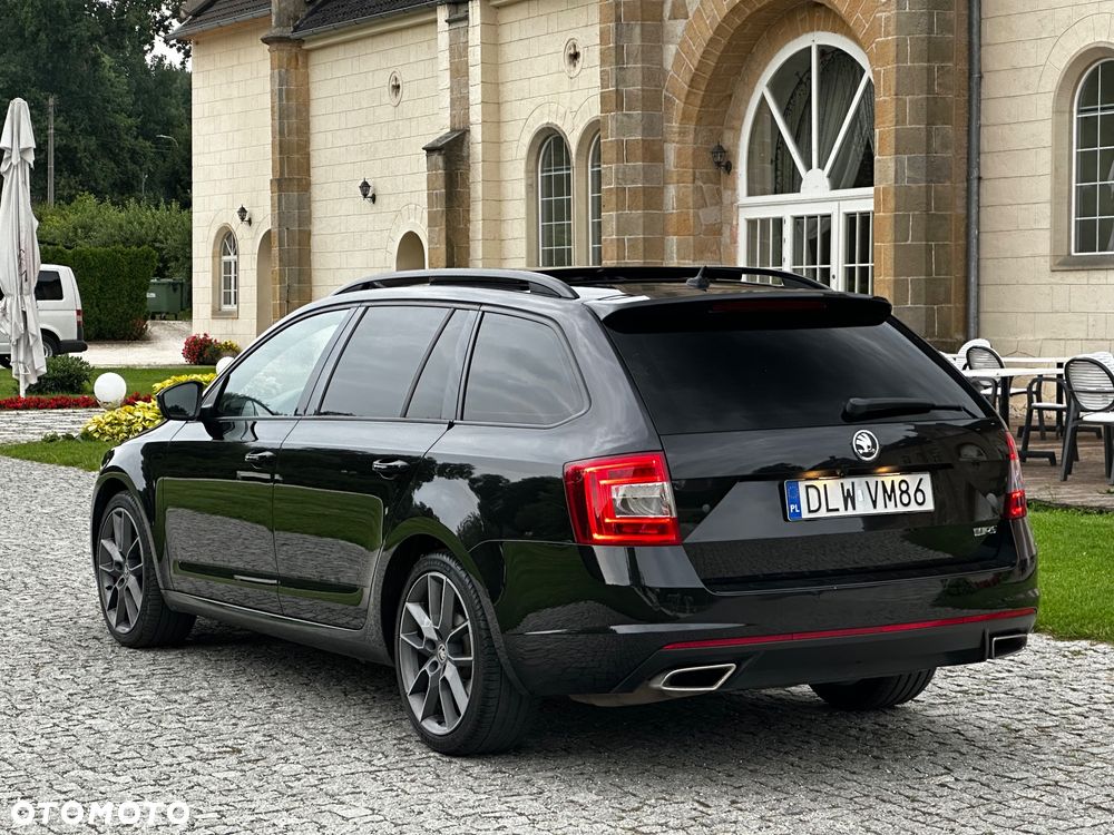 Skoda Octavia 2.0 TDI RS DSG - 5