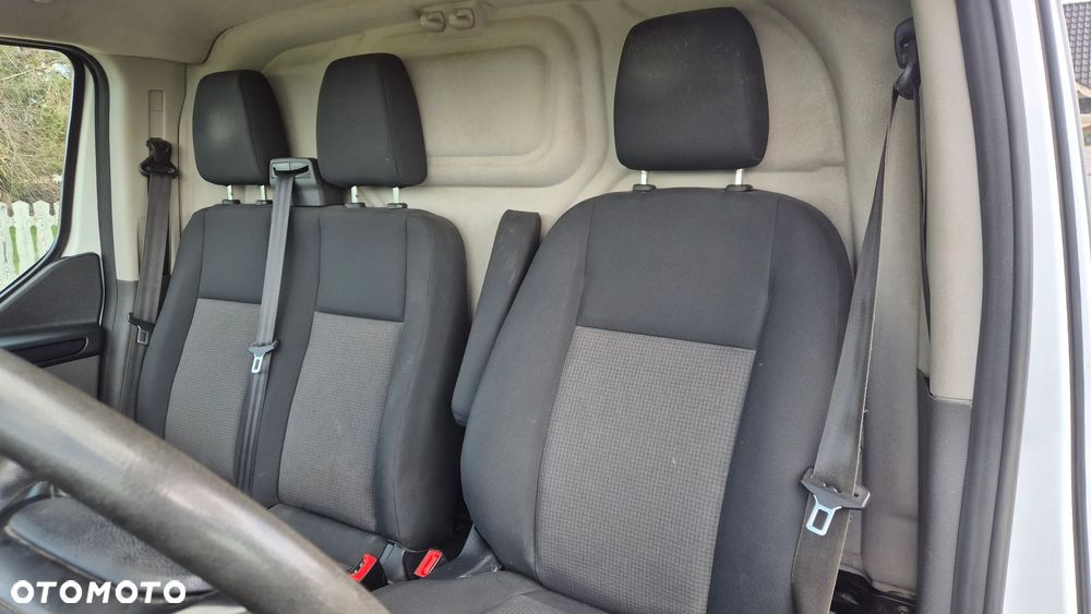 Ford Transit Custom - 12