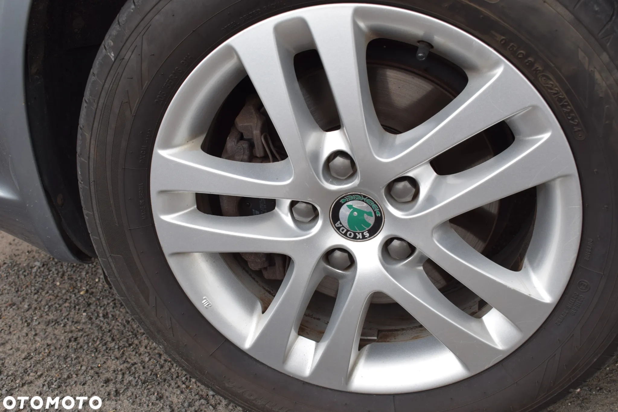 Skoda Octavia Combi 2.0 TDI DPF DSG 4x4 AllDrive - 13