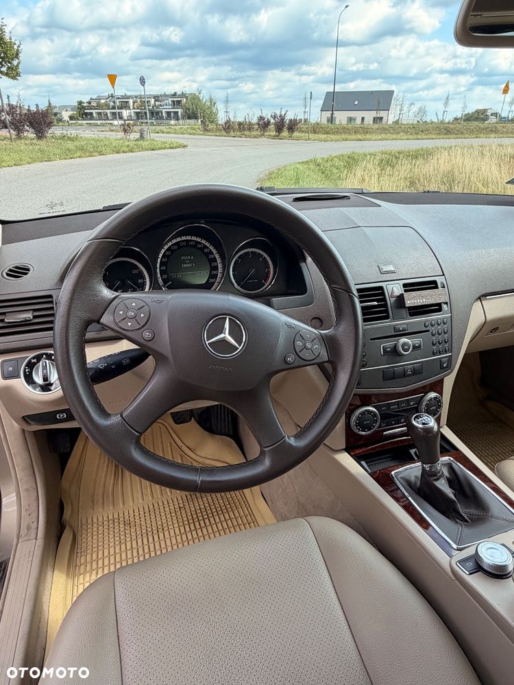 Mercedes-Benz Klasa C 200 CDI BlueEff Elegance - 14