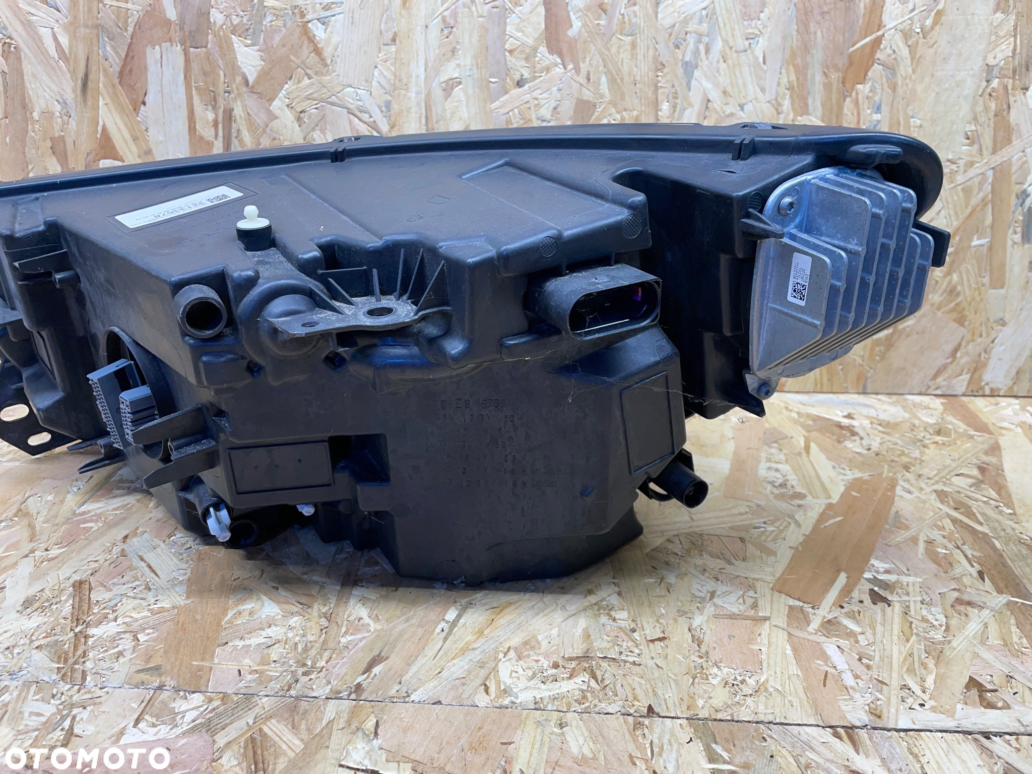 Przednia prawa lampa volvo xc40 mid led - 5