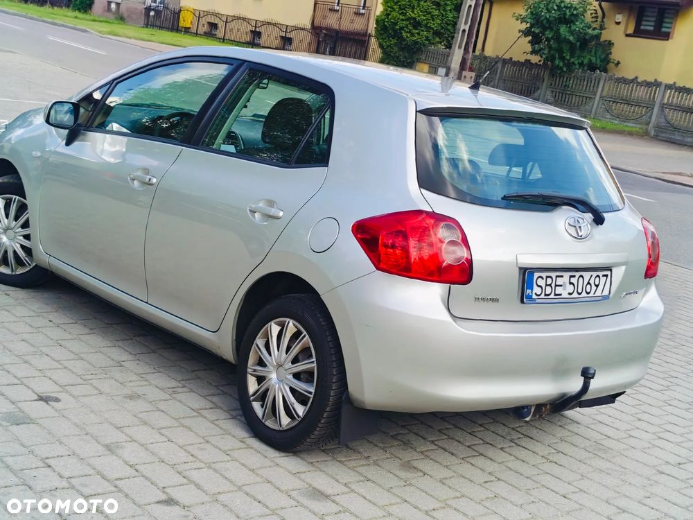 Toyota Auris 2.0 D-4D Premium - 5