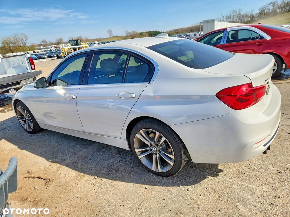 BMW Seria 3 330i GPF Sport Line - 3