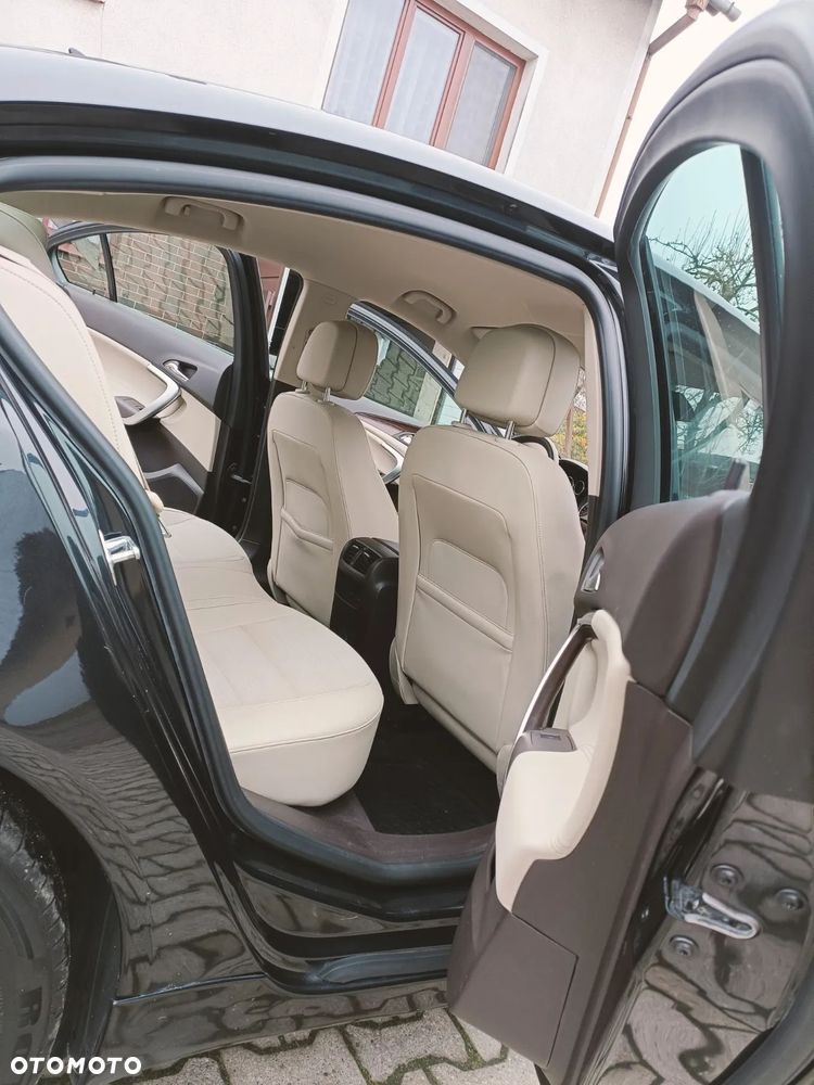 Opel Insignia 2.0 CDTI Cosmo ecoFLEX - 10