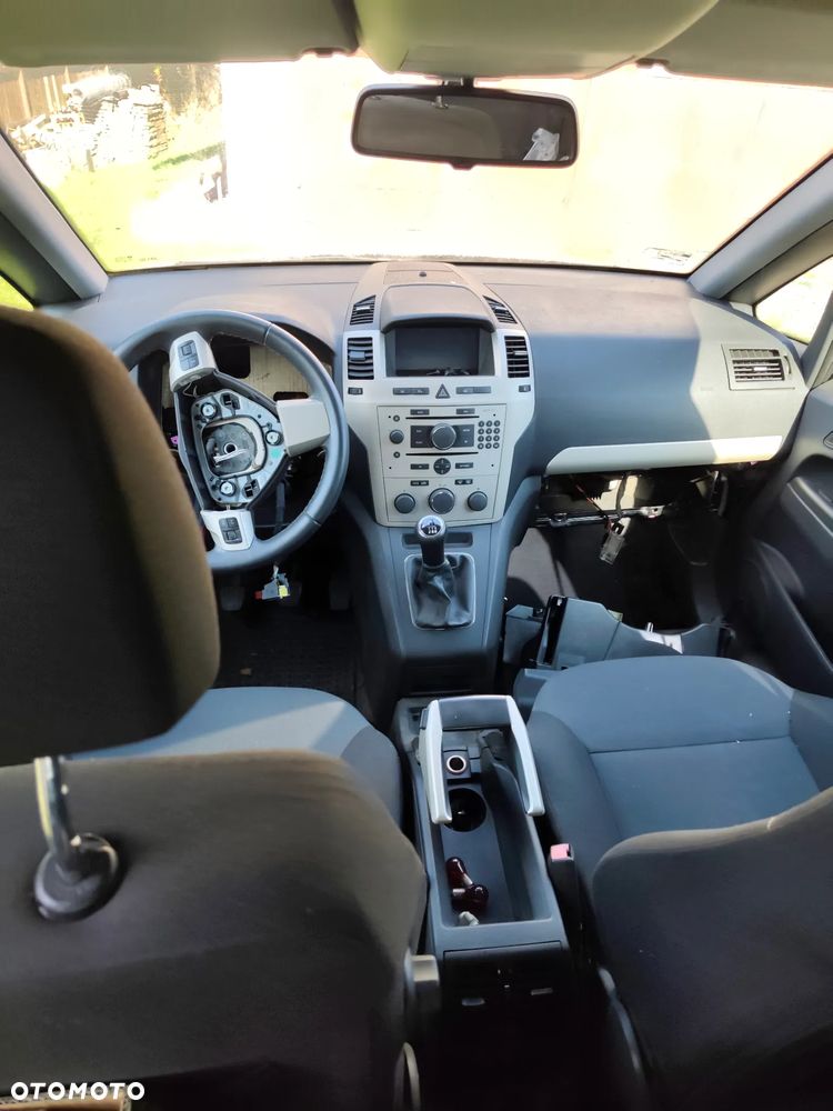Opel Zafira 1.7 CDTI - 23