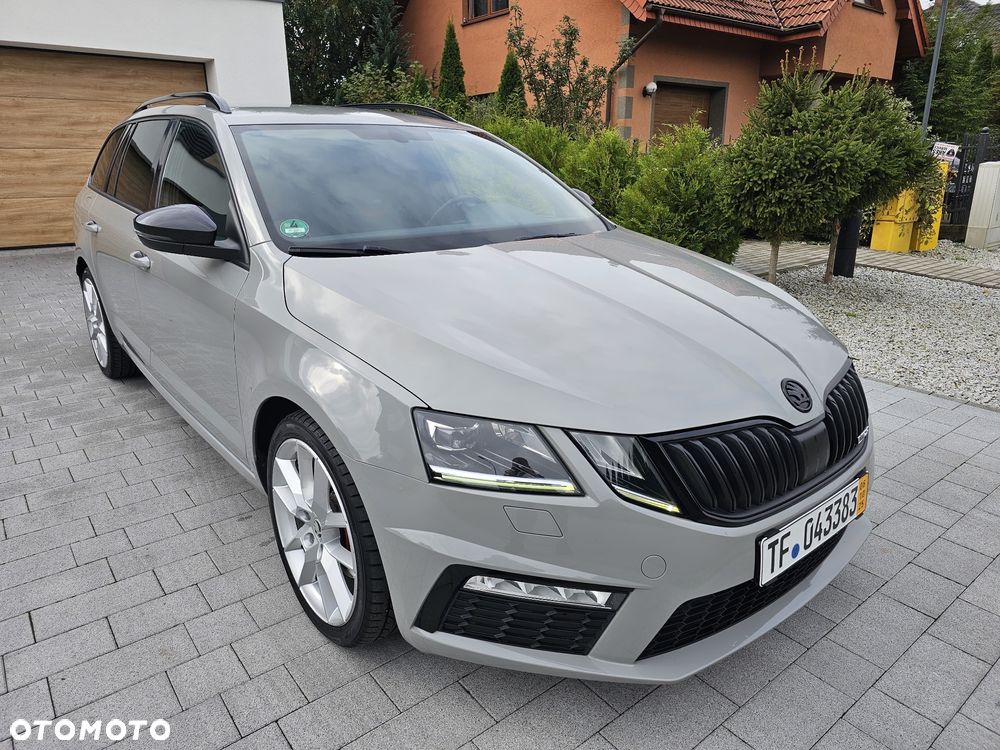 Skoda Octavia 2.0 TDI RS Challenge DSG - 2