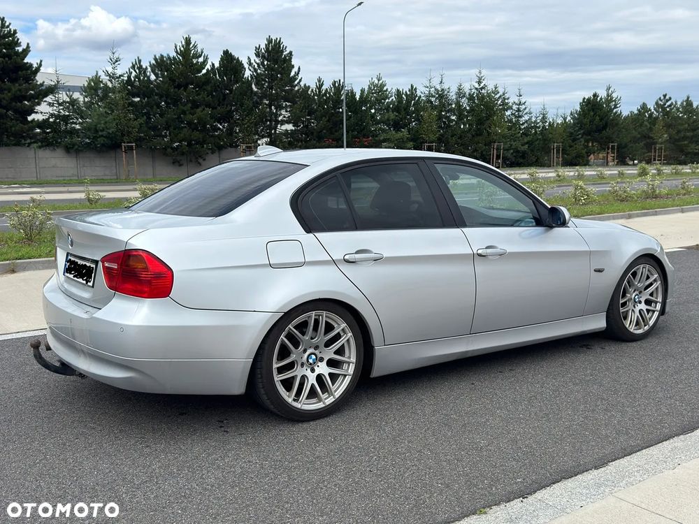 BMW Seria 3 320i - 8