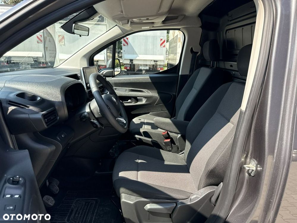 Toyota Proace City - 11