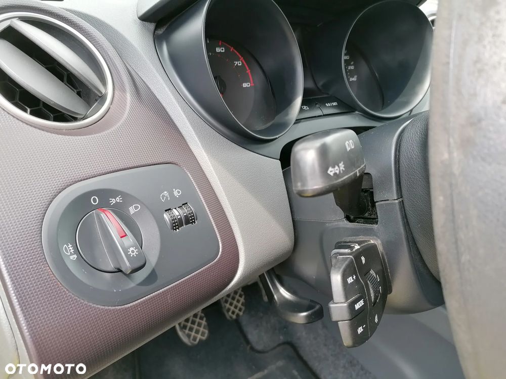 Seat Ibiza 1.2 12V Comfort Edition - 22