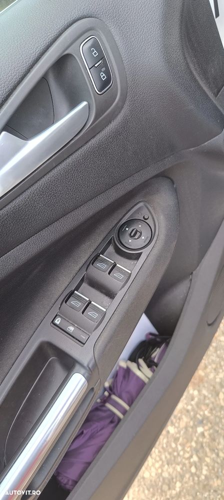 Ford C-Max 2.0 TDCi Start-Stop-System Aut. Business Edition - 8
