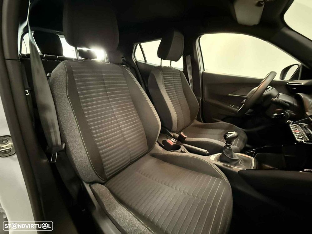 Peugeot 2008 1.2 PureTech Active - 11