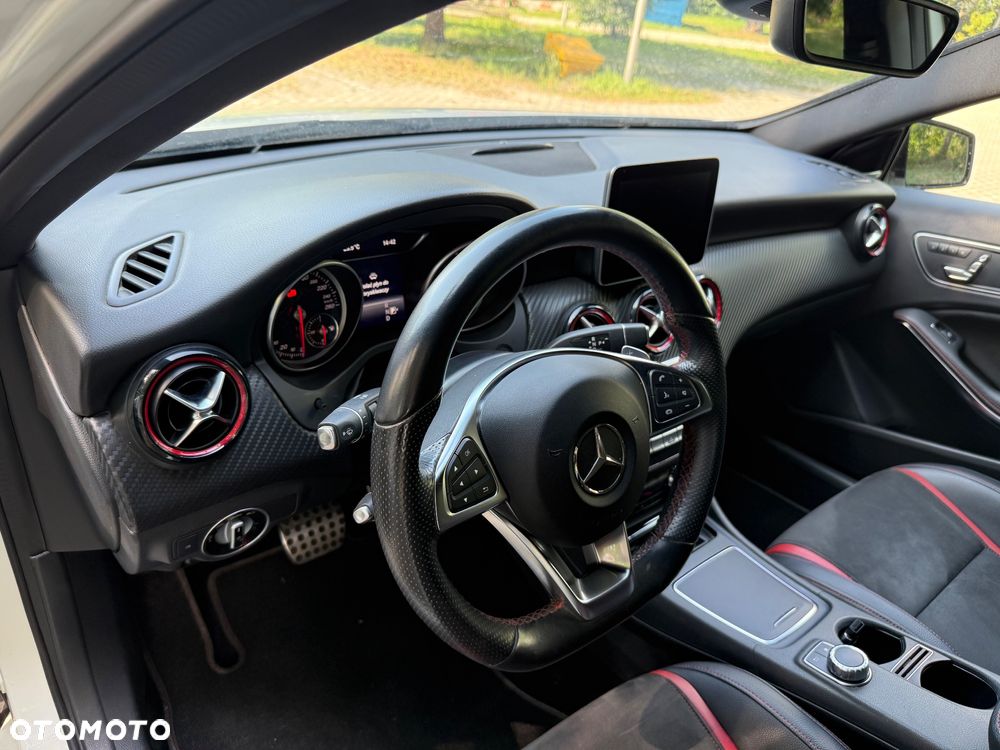 Mercedes-Benz Klasa A 250 4-Matic Sport - 9