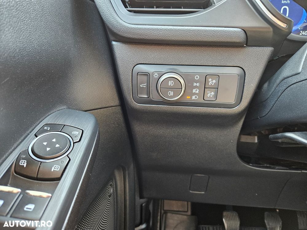 Ford Kuga 1.5 EcoBoost FWD Titanium - 20