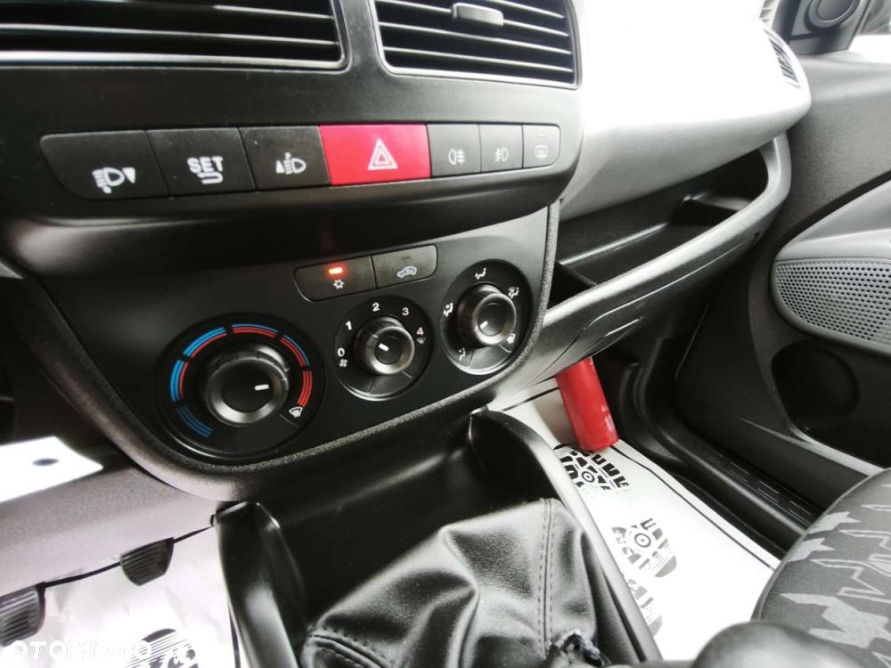 Opel Combo - 10