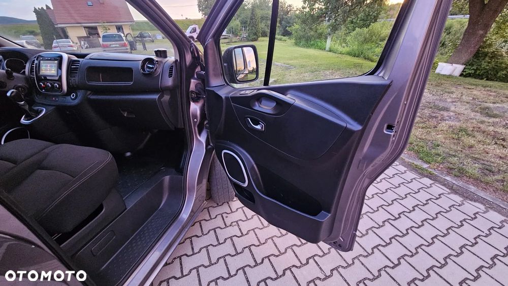 Renault Trafic - 17